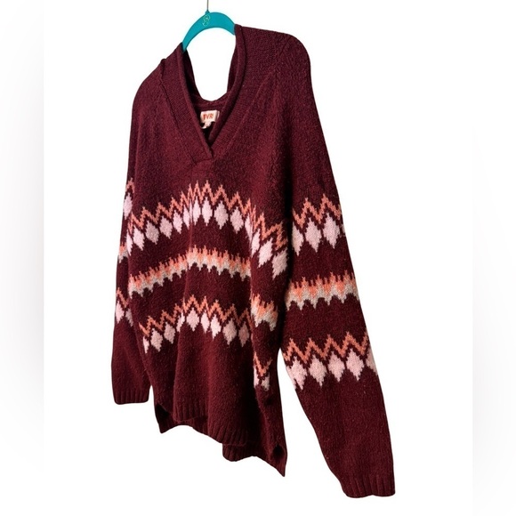 Evri Hooded Sweater Maroon with Pink Plus Size Size 0X - Picture 2 of 10